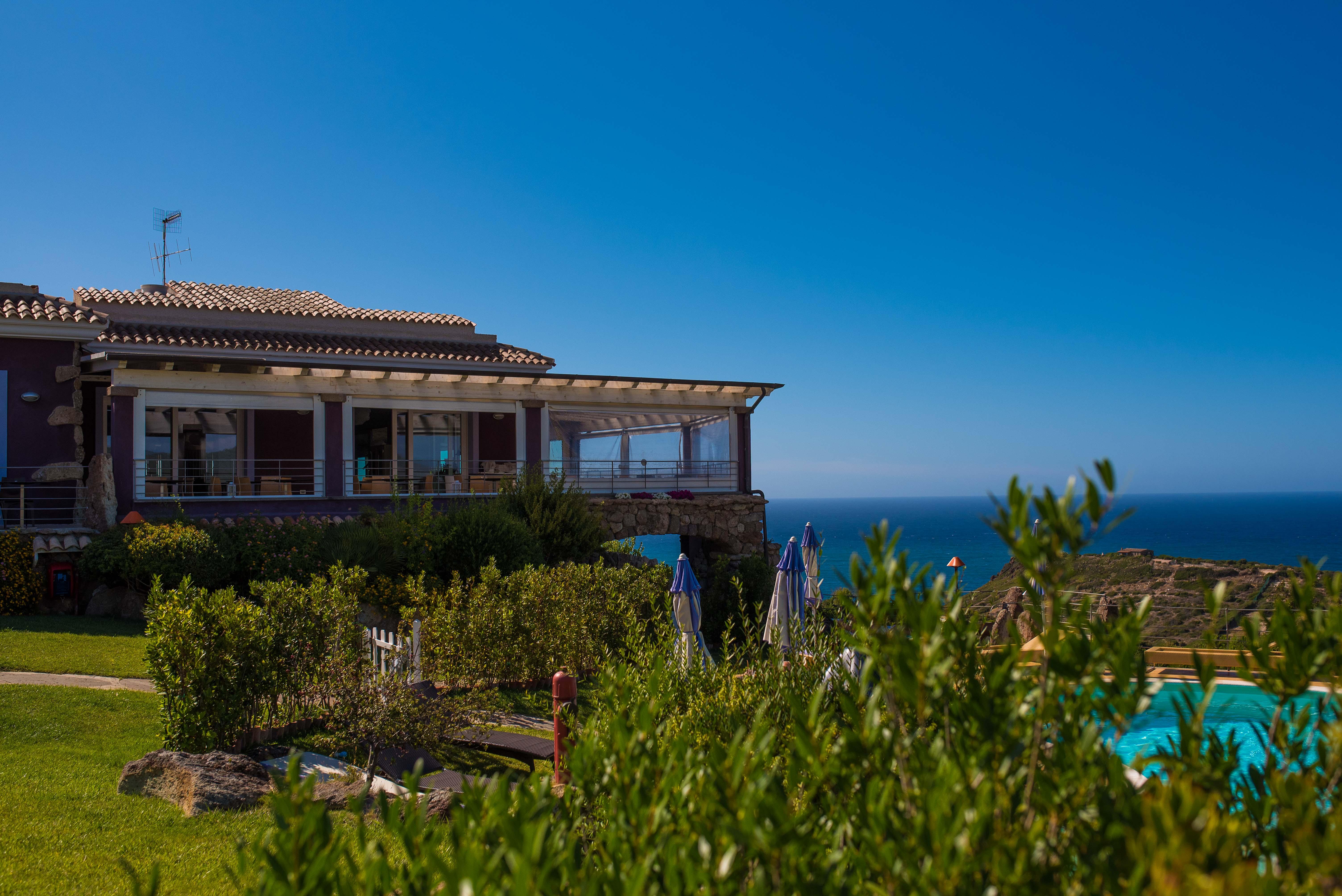 Bajaloglia Resort Кастелсардо Екстериор снимка