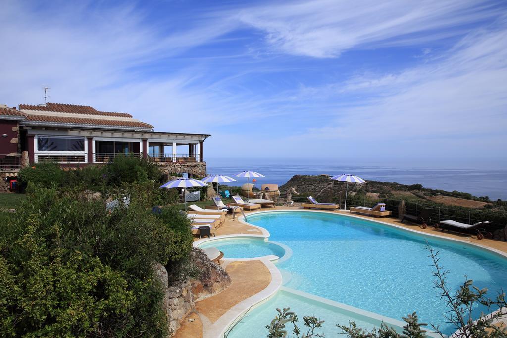 Bajaloglia Resort Кастелсардо Екстериор снимка