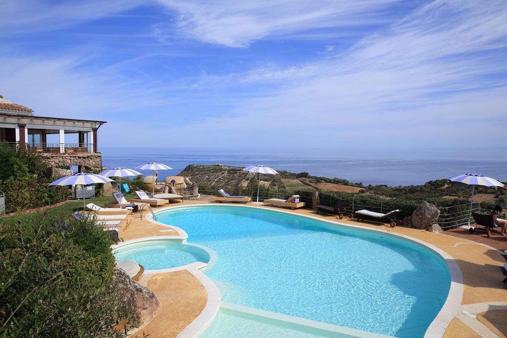 Bajaloglia Resort Кастелсардо Екстериор снимка