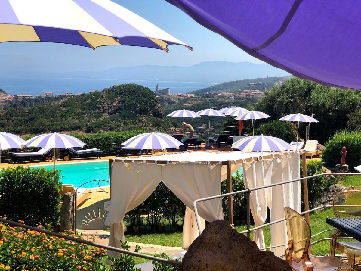 Bajaloglia Resort Кастелсардо Екстериор снимка